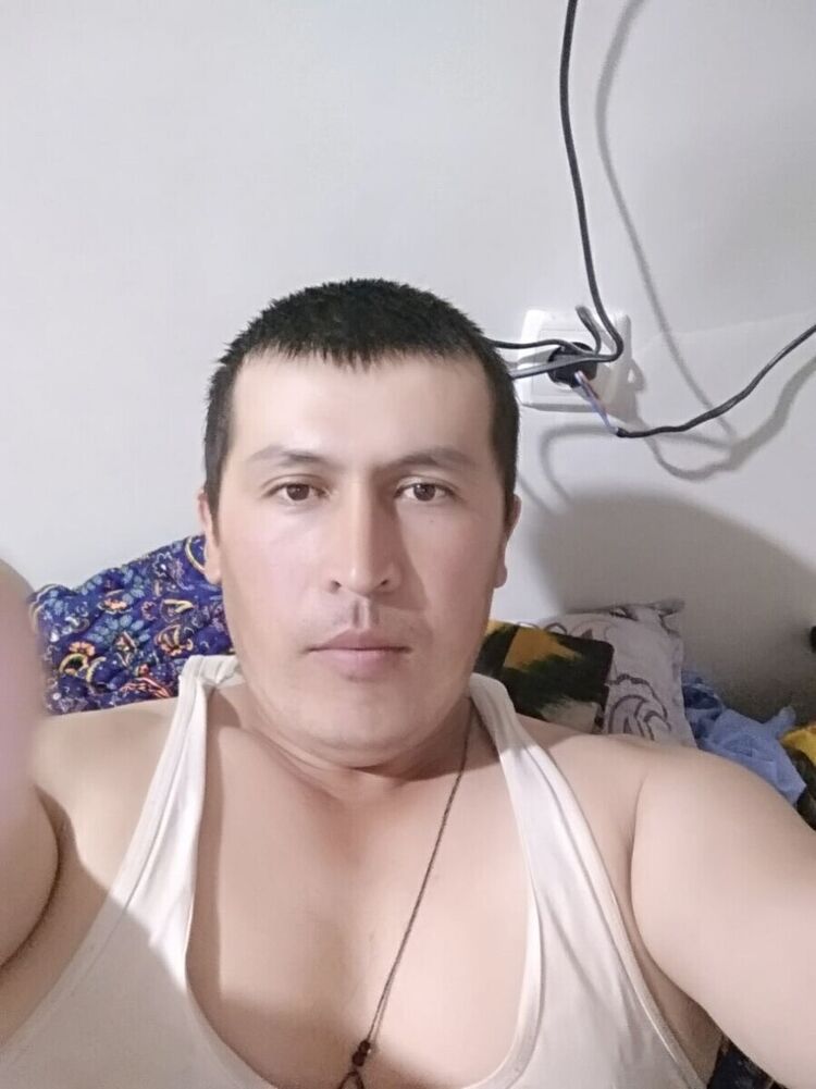  22146968  Sherzod, 36 ,    