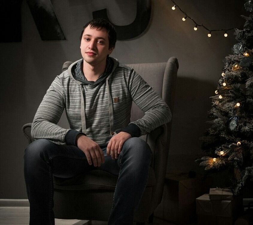  8218228  , 32 ,    --