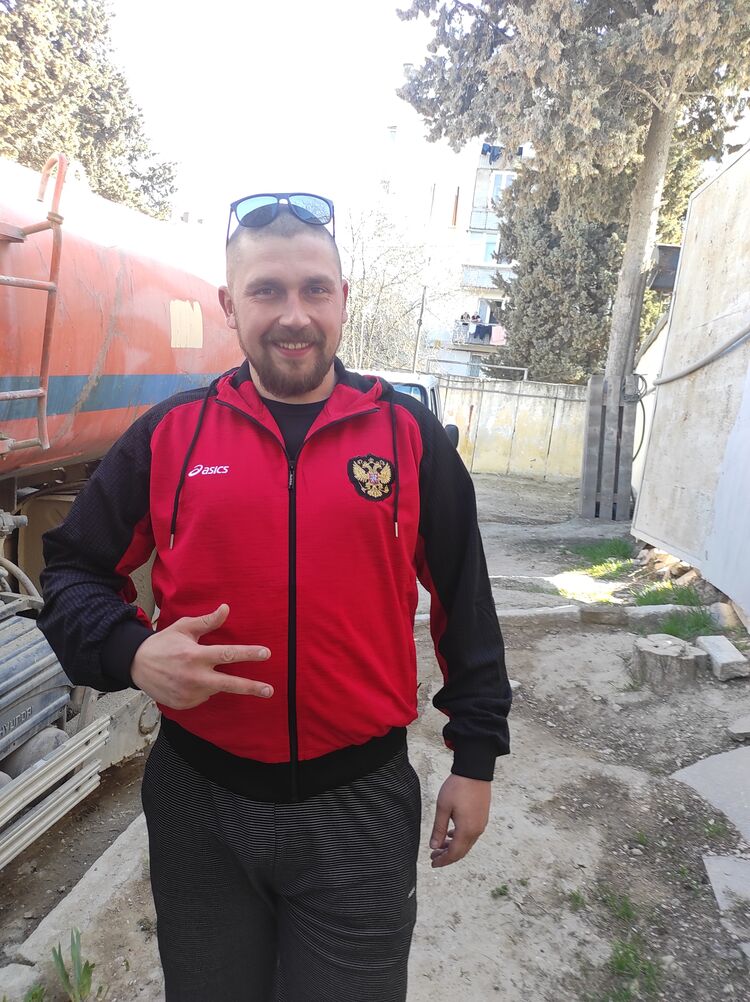 26087368  Oleg, 33 ,    