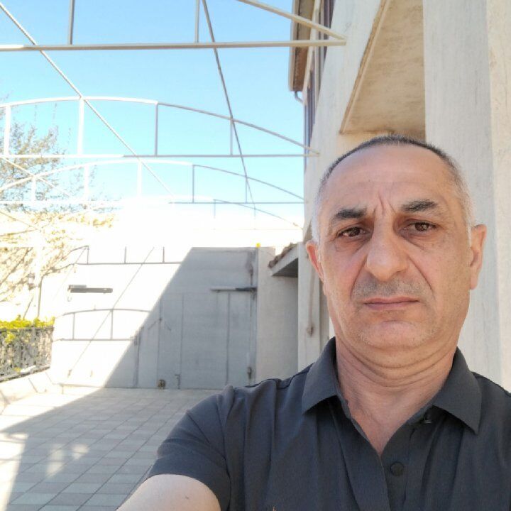  48355038  Zakir, 58 ,    