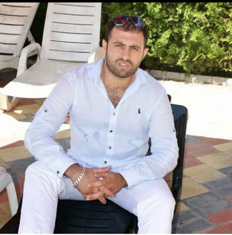  43865888  , 35 ,    