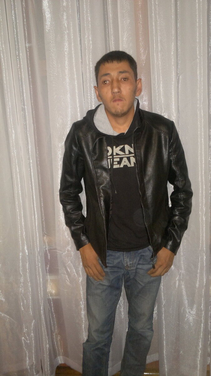  6532968  Muhtar, 34 ,    