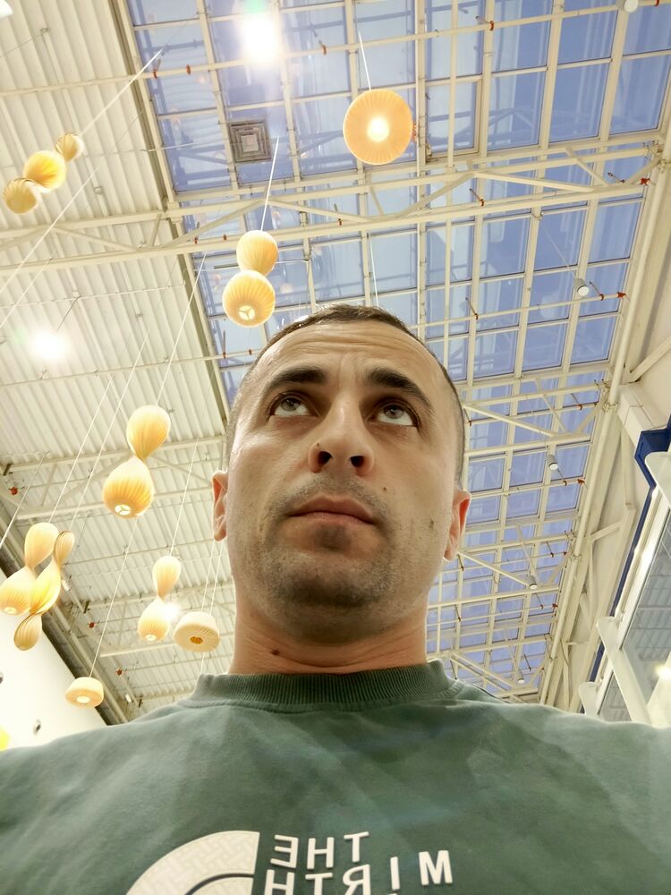  53743518  , 33 ,    -