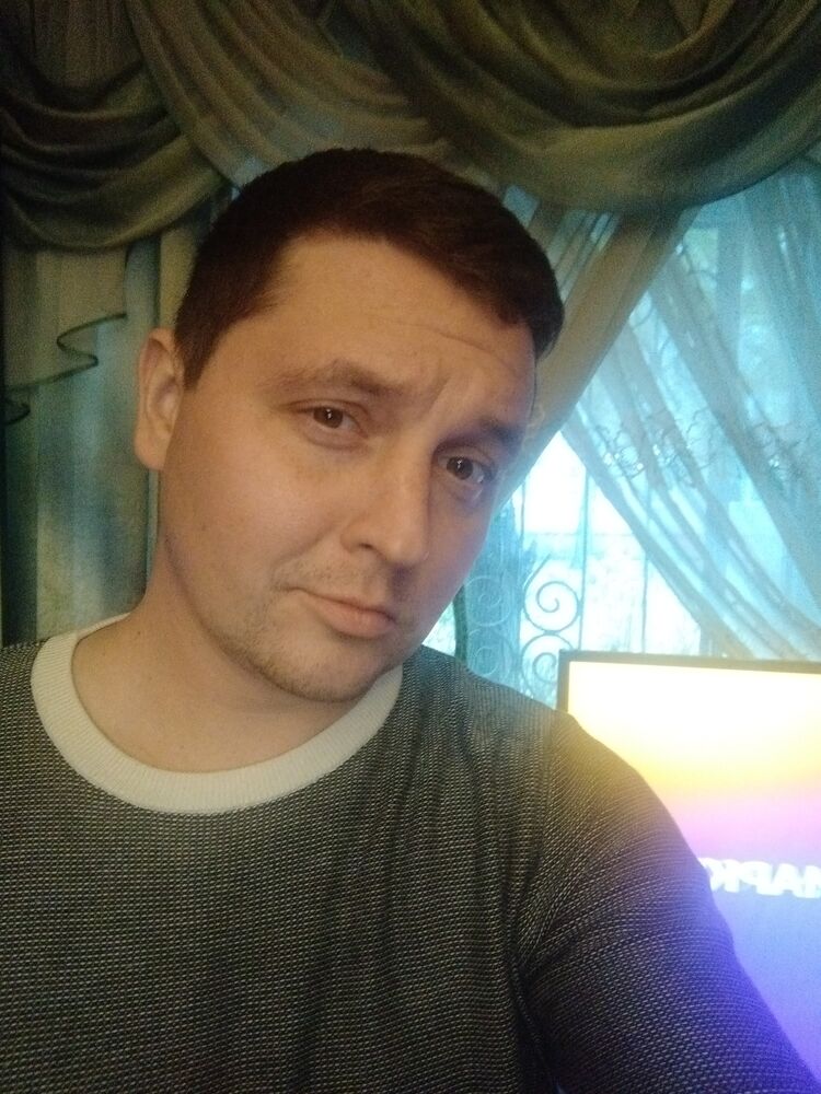  30547858  , 34 ,    