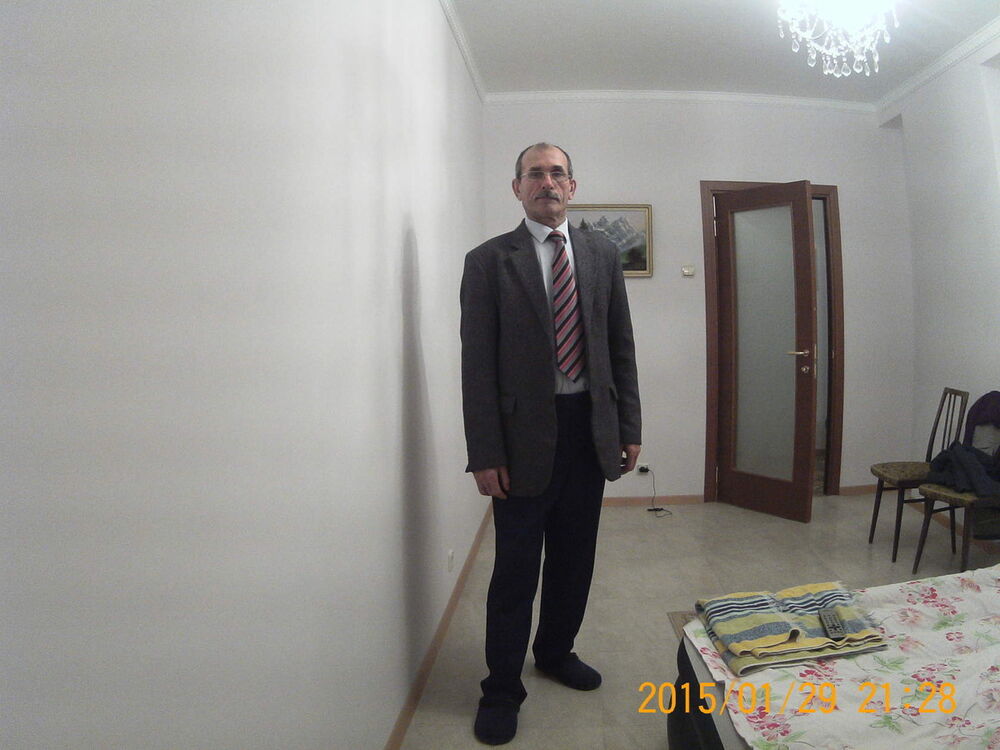  7903938  Anatolii, 75 ,    