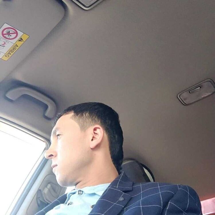  23300248  Uchqunjon, 34 ,    