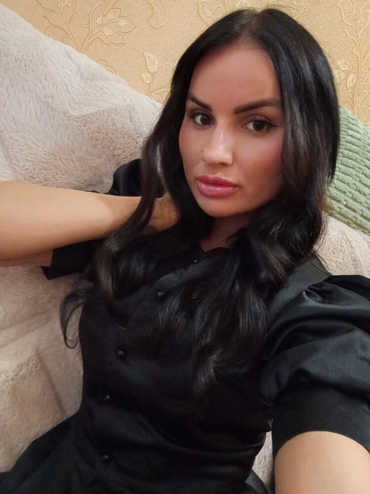  ,   Tanya, 33 ,   ,   