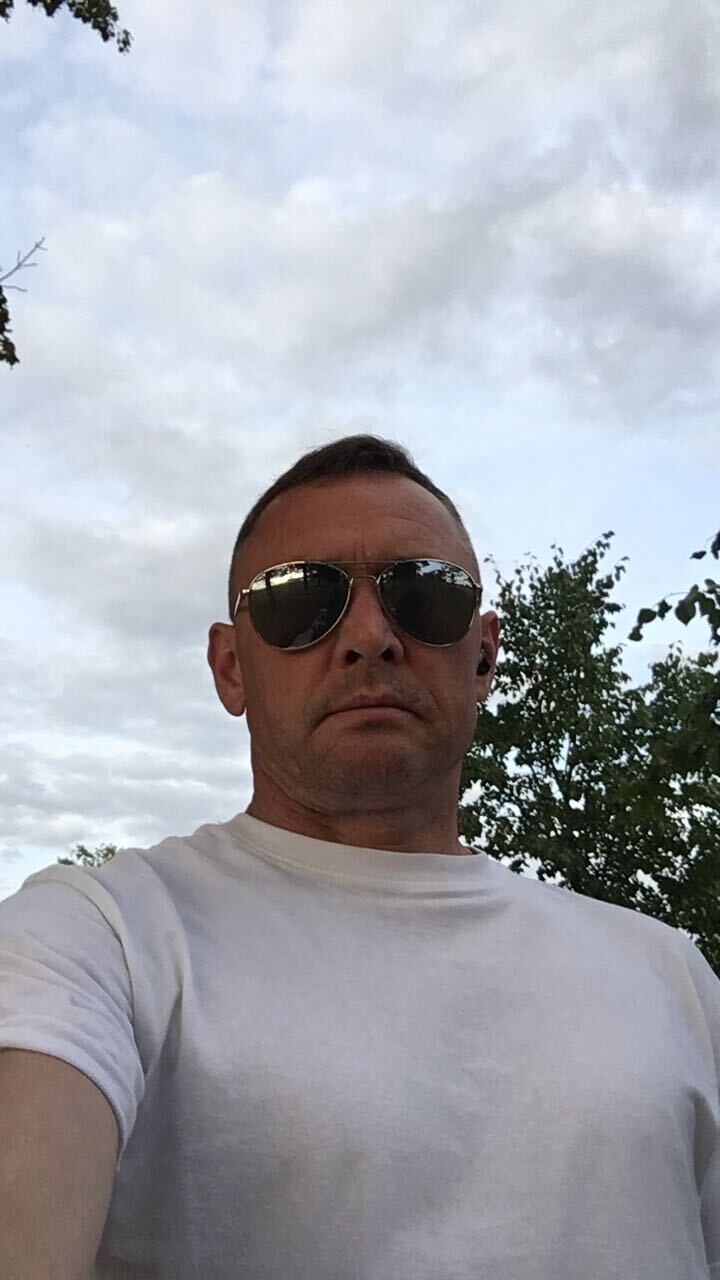  48143038  , 45 ,    