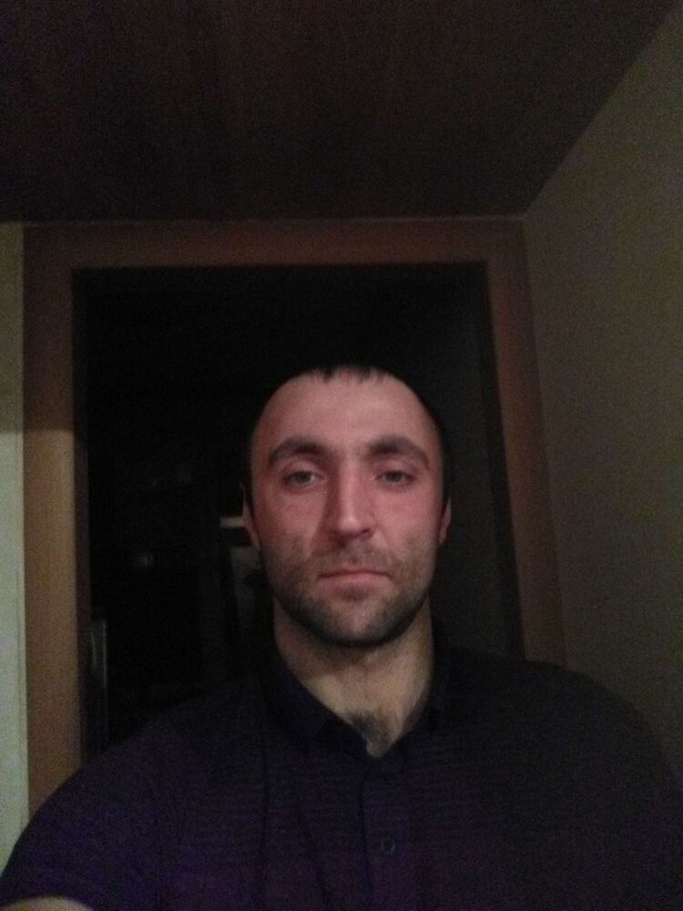  14734728  , 37 ,    