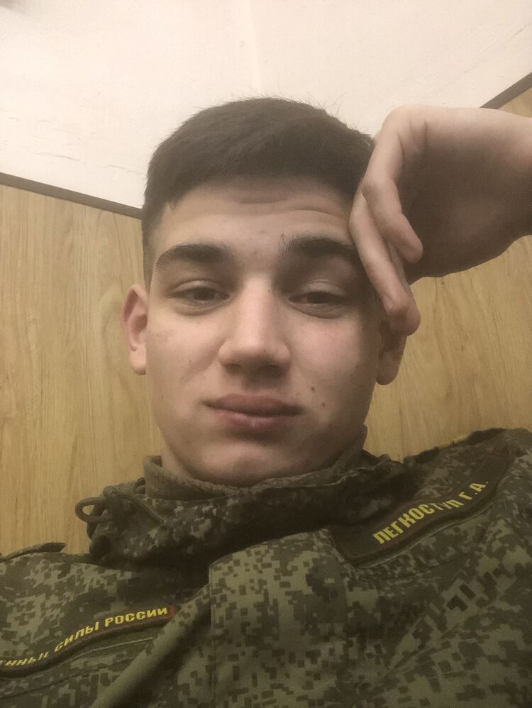 40197528  , 21 ,    