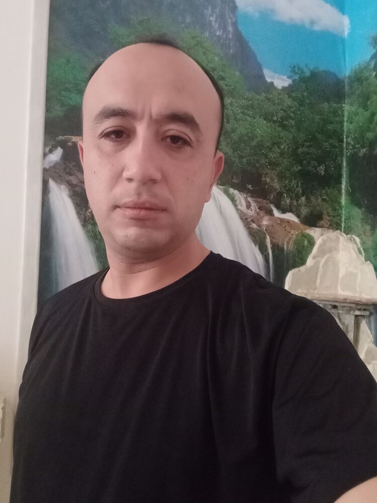  37188098  Jahongir, 37 ,    