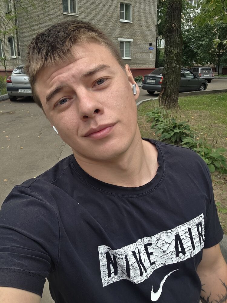  53429538  Danila, 22 ,    