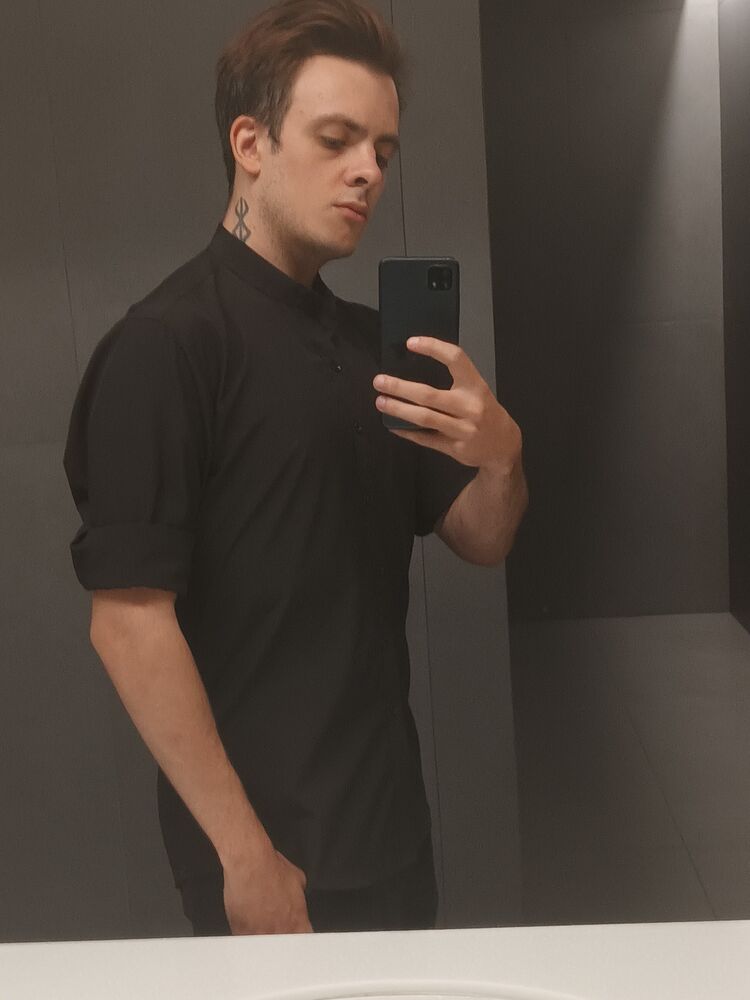  53450548  Kirill, 24 ,    