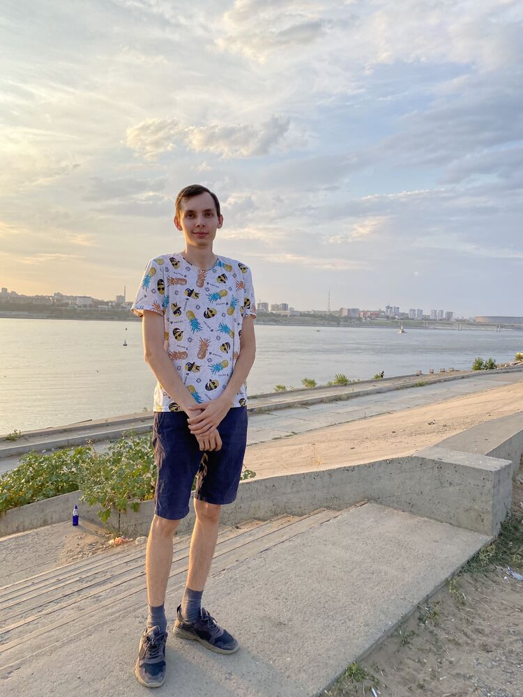  --,   , 25 ,     , c 