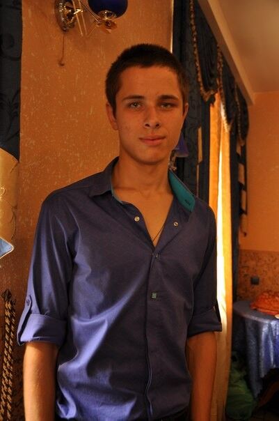 8117528  Ignat, 29 ,     