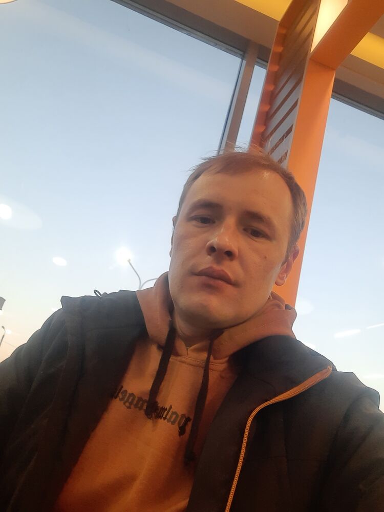  48136318  , 36 ,    