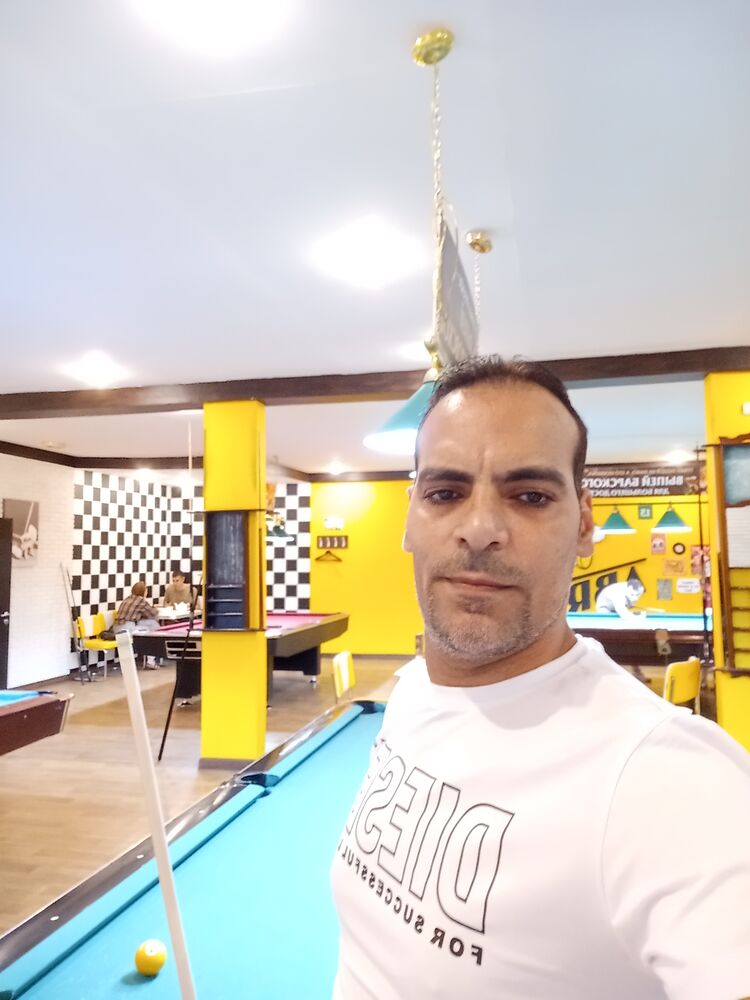  52714618  , 40 ,    