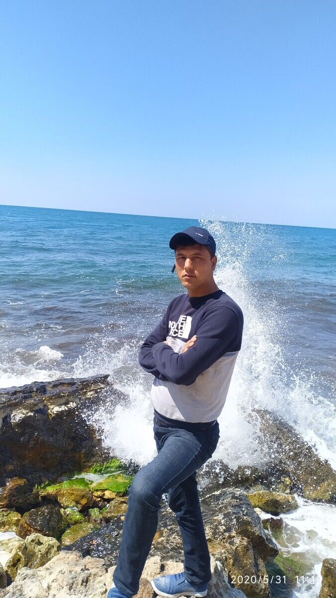  ,   Bek, 29 ,   ,   , c 