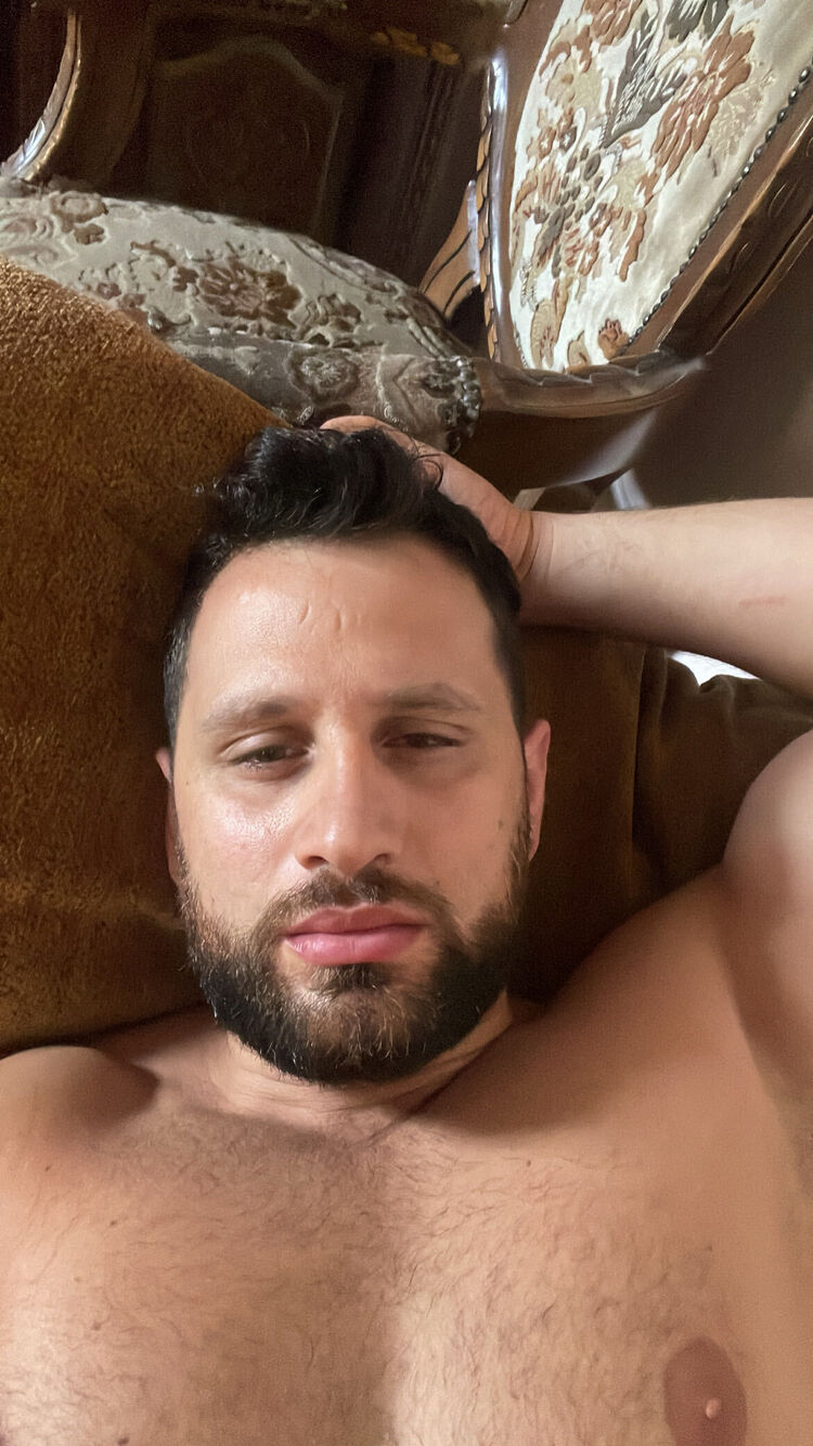  28308098  Rafayel, 30 ,    Limassol
