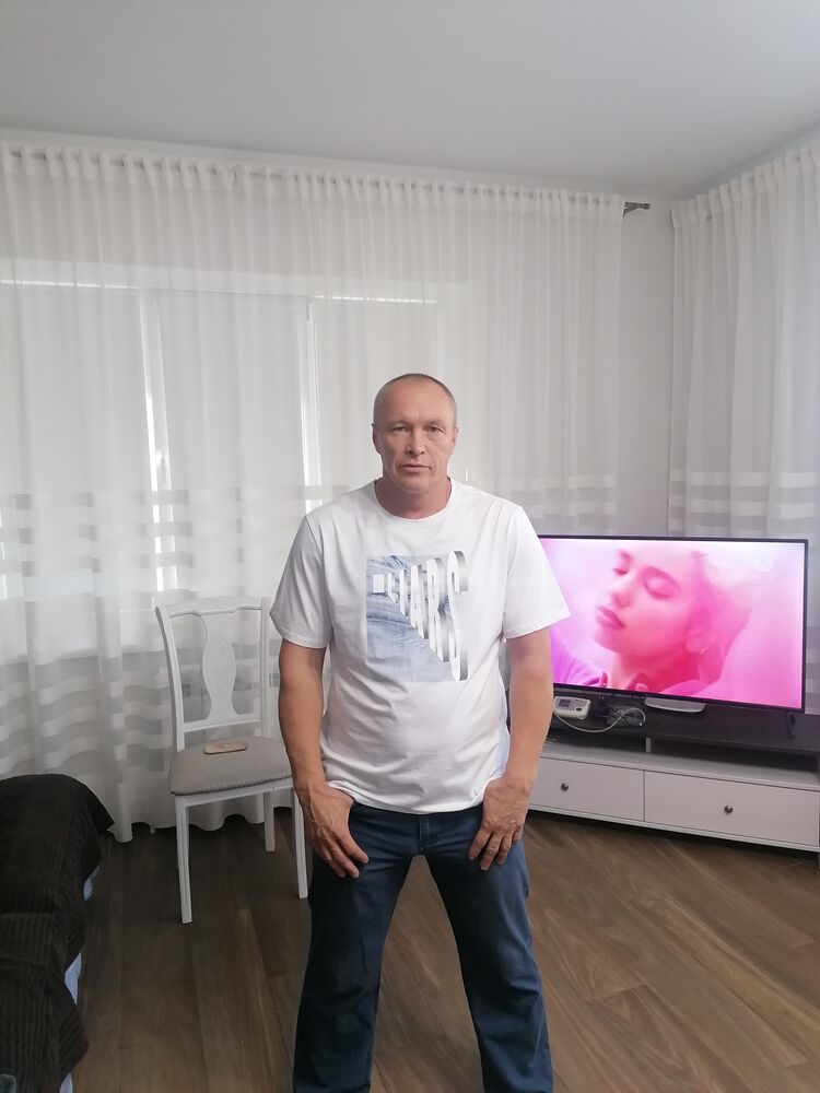  31838028  , 48 ,    