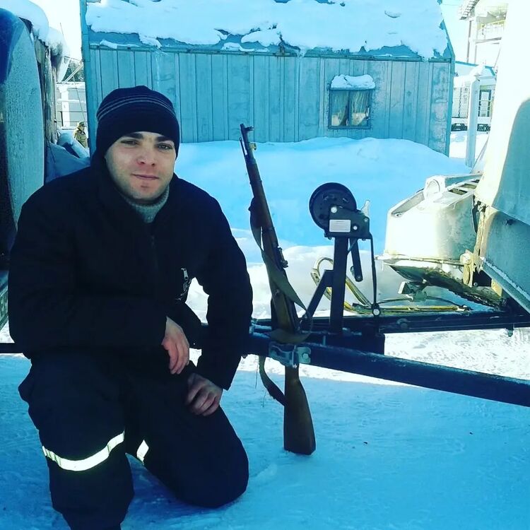  28374688  Slava, 102 ,    