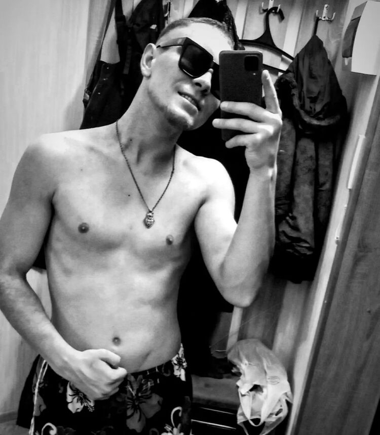 ���� 40209438 ������� �����, 27 ���, ���� ���������� � ������������