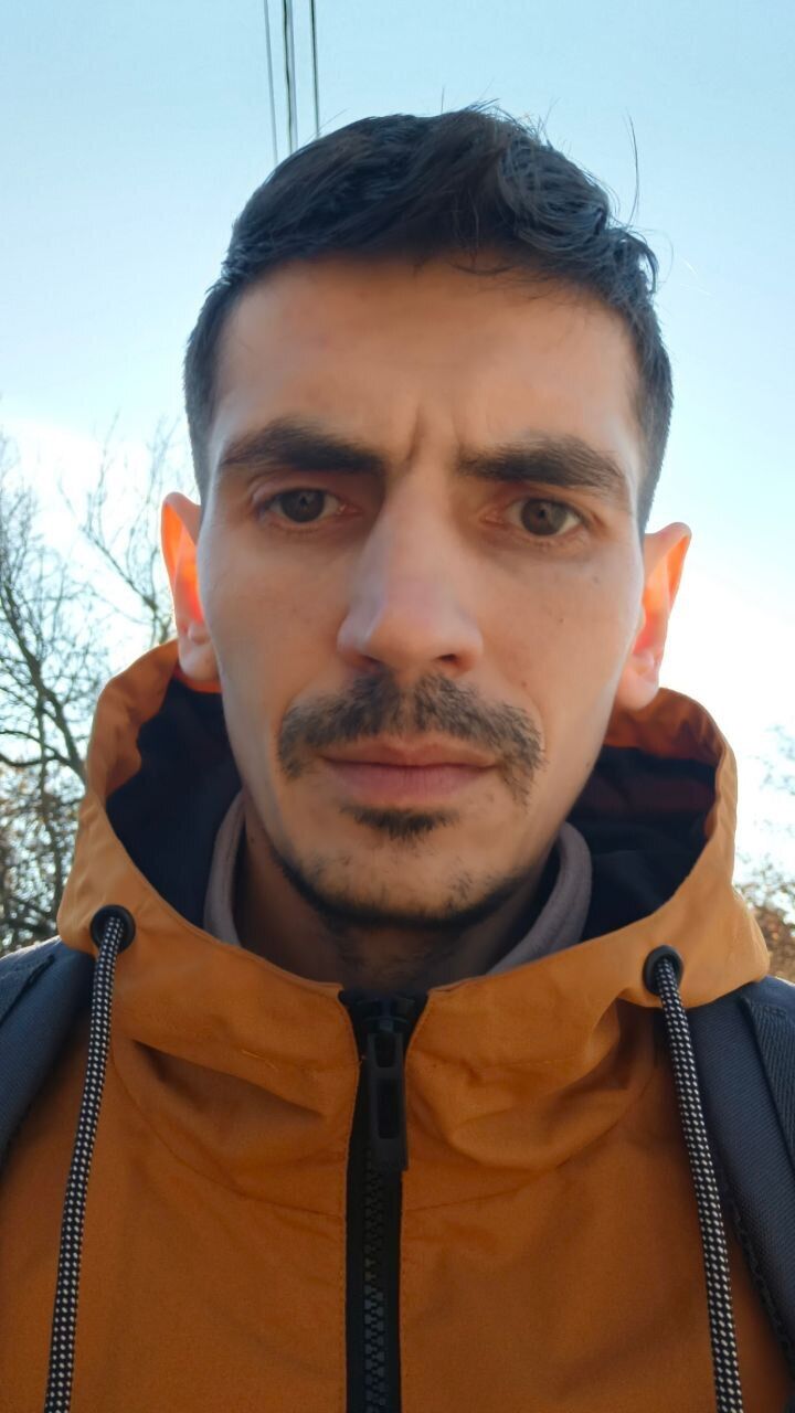  48317898  , 37 ,    