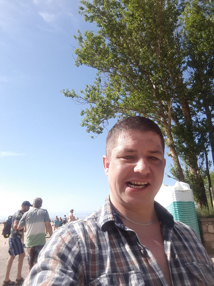  ,   Mareks, 38 ,   ,   , c 