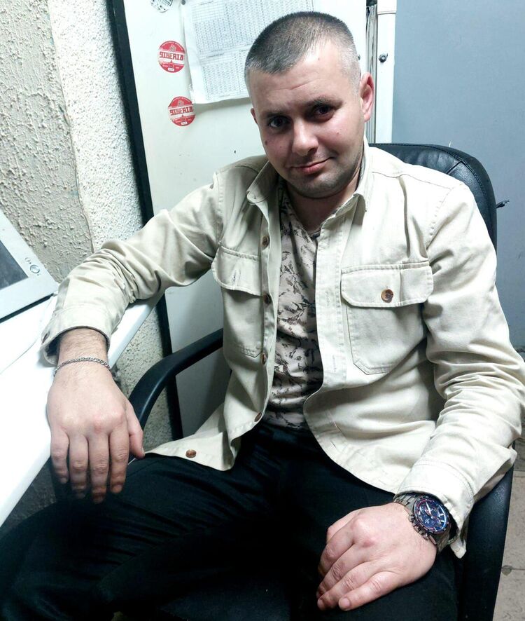 ���� 33192348 ������� ˸��, 39 ���, ���� ���������� � �����-����������