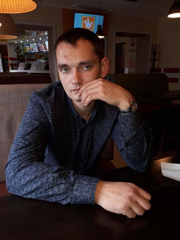  18848078  , 37 ,    -