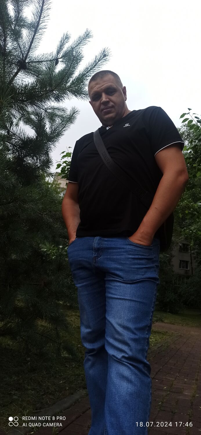  ,   Alexey, 40 ,   ,   