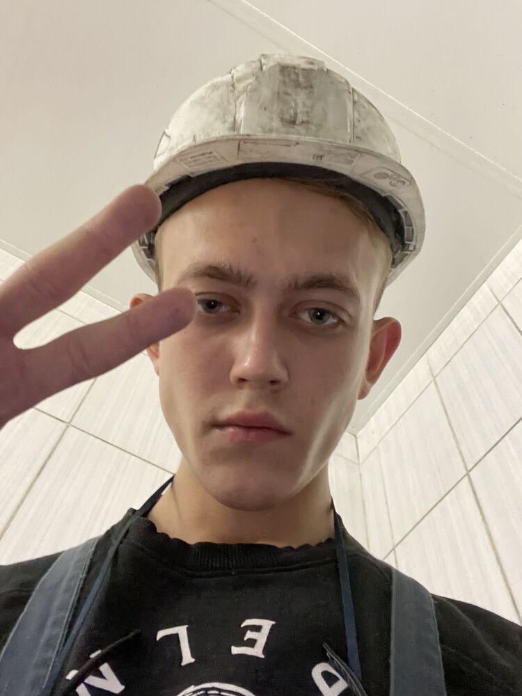  30555078  , 23 ,    