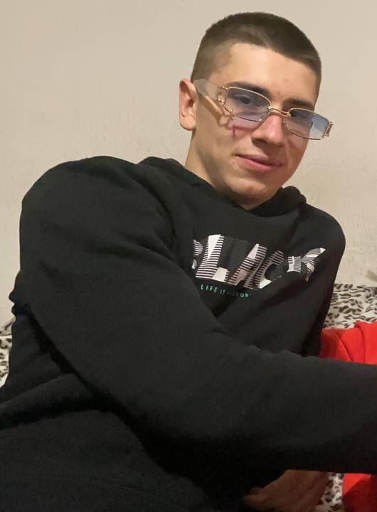 ���� 43948628 ����� Pol, 24 ����, ���� ���������� � �����-����������