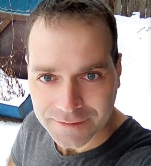 ���� 40852848 ������� ����, 46 ���, ���� ���������� � �����������