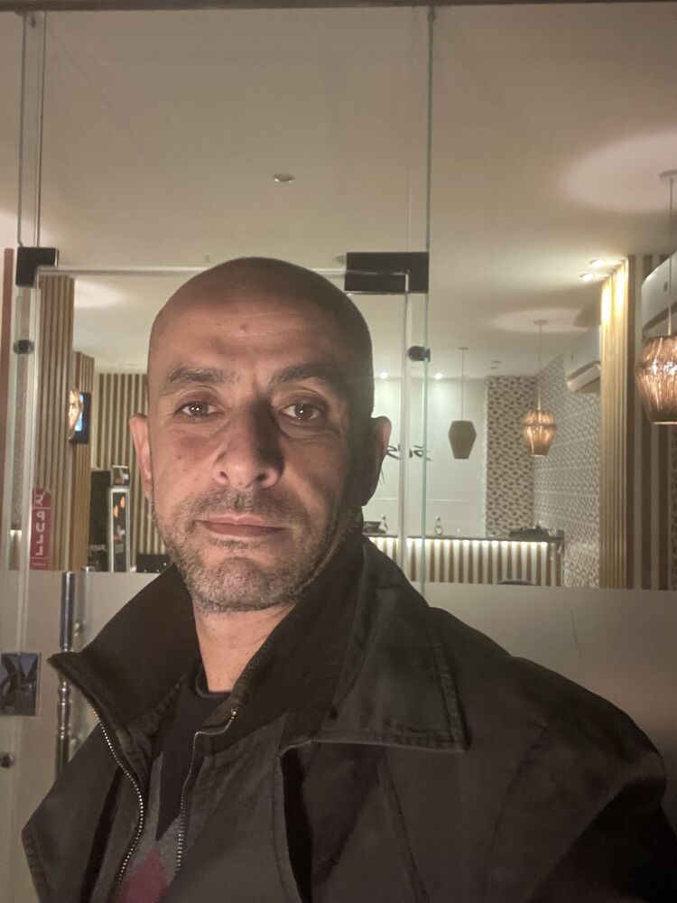  51546808  Emad, 46 ,    Al Ghardaqah