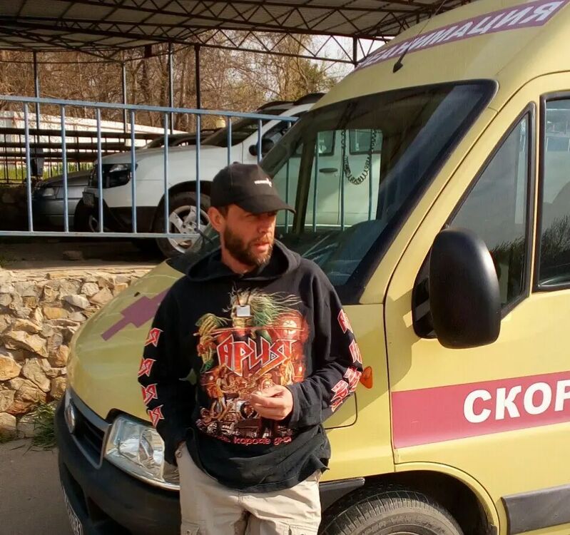  27730628  , 46 ,    