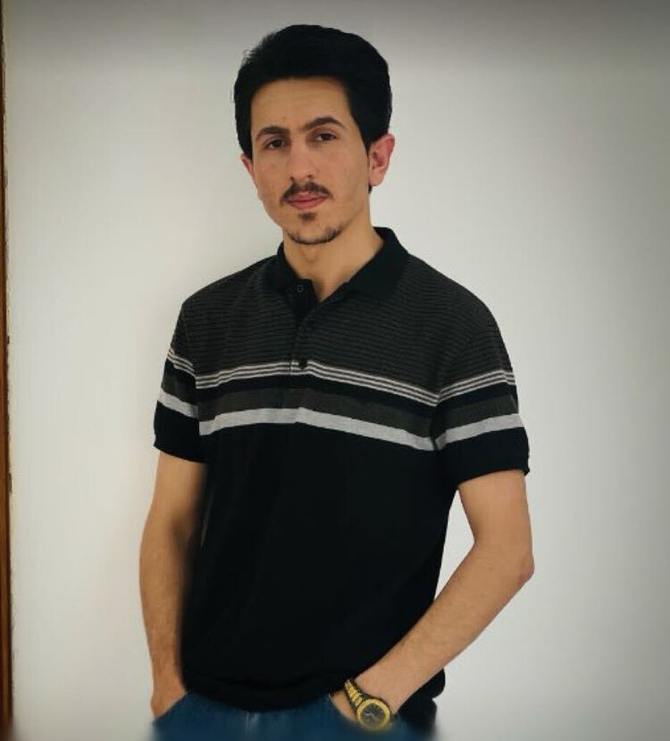  ,   Youssef, 25 ,   ,   