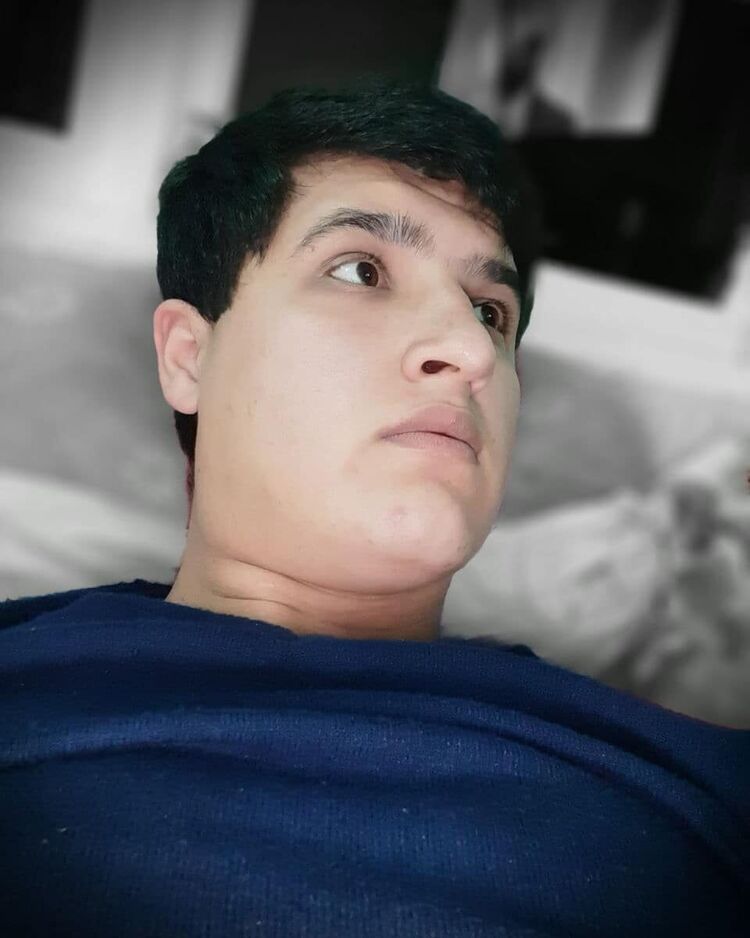  24759468  , 33 ,    