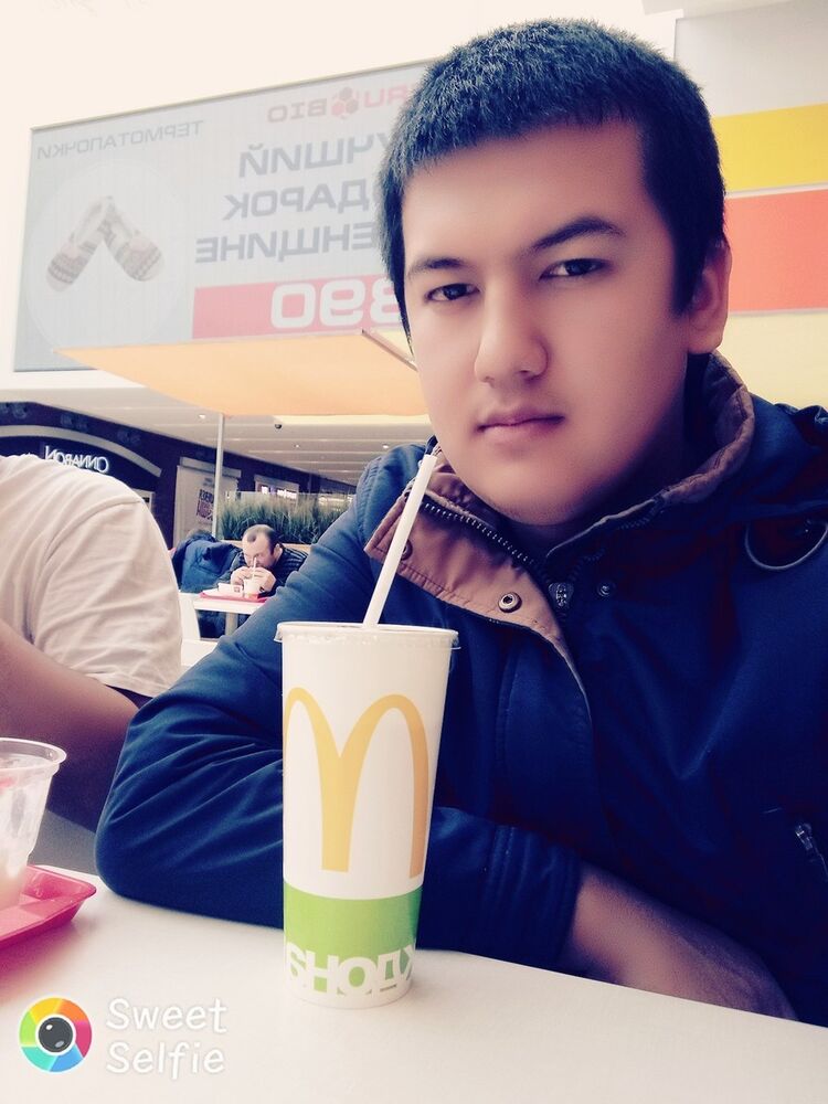 ,   Kamiljan, 33 ,   