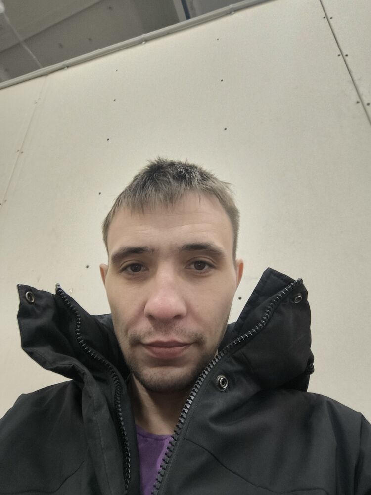  48104238  Alexey, 36 ,    