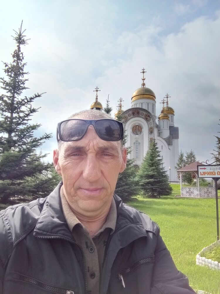  45887028  Slava, 51 ,    