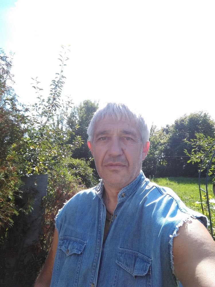  48309088  Vitaliy, 71 ,    
