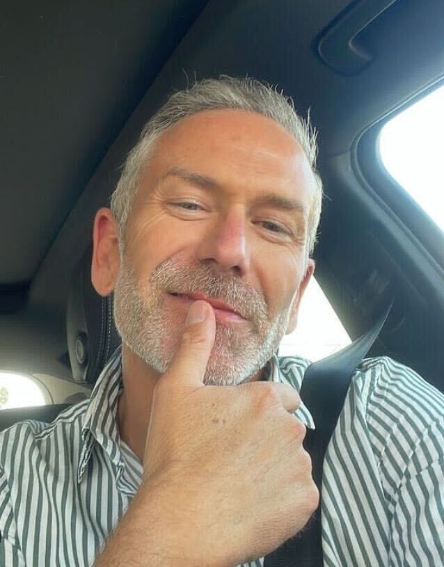 41712378  Franck, 55 ,    