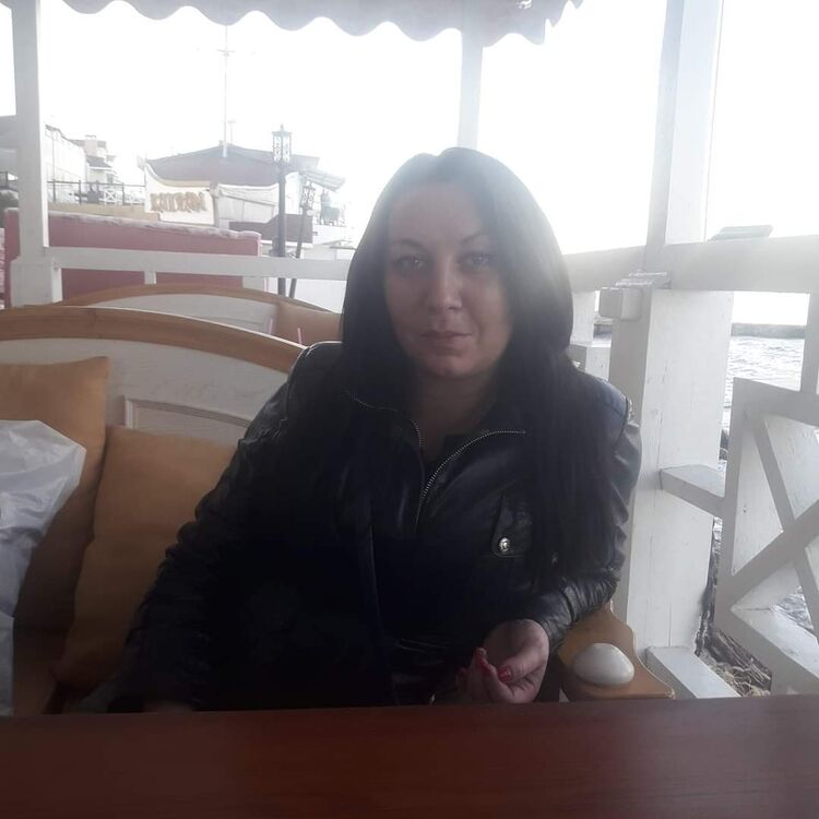  ,   Iryna, 38 ,   c 