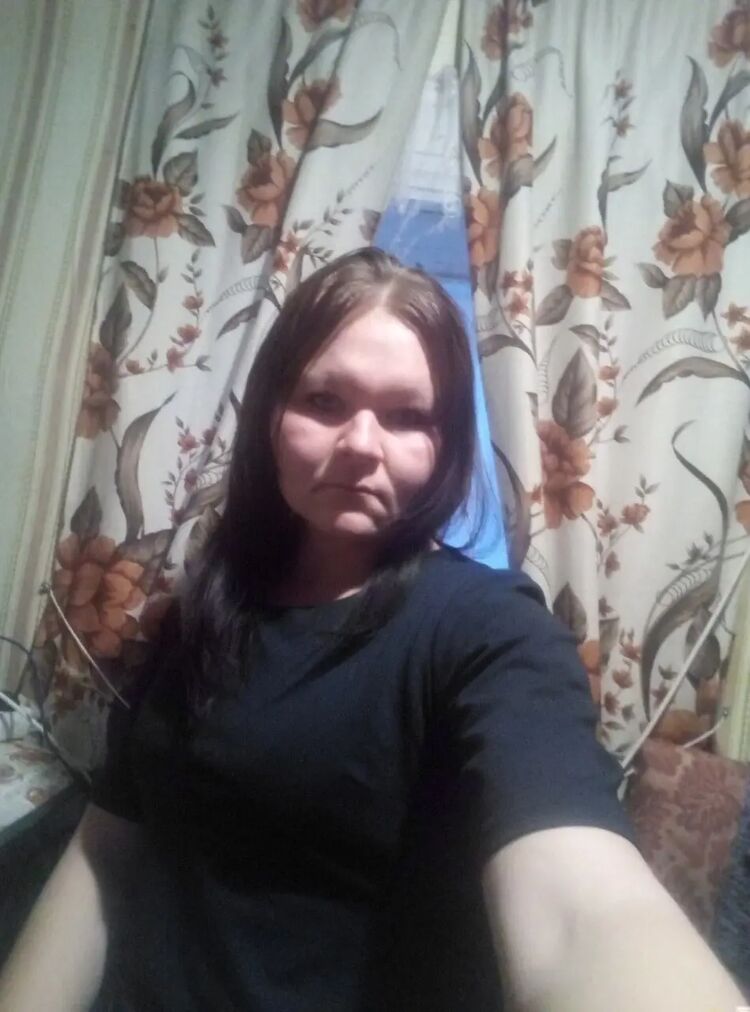 ,   Lyudmila, 32 ,   ,   