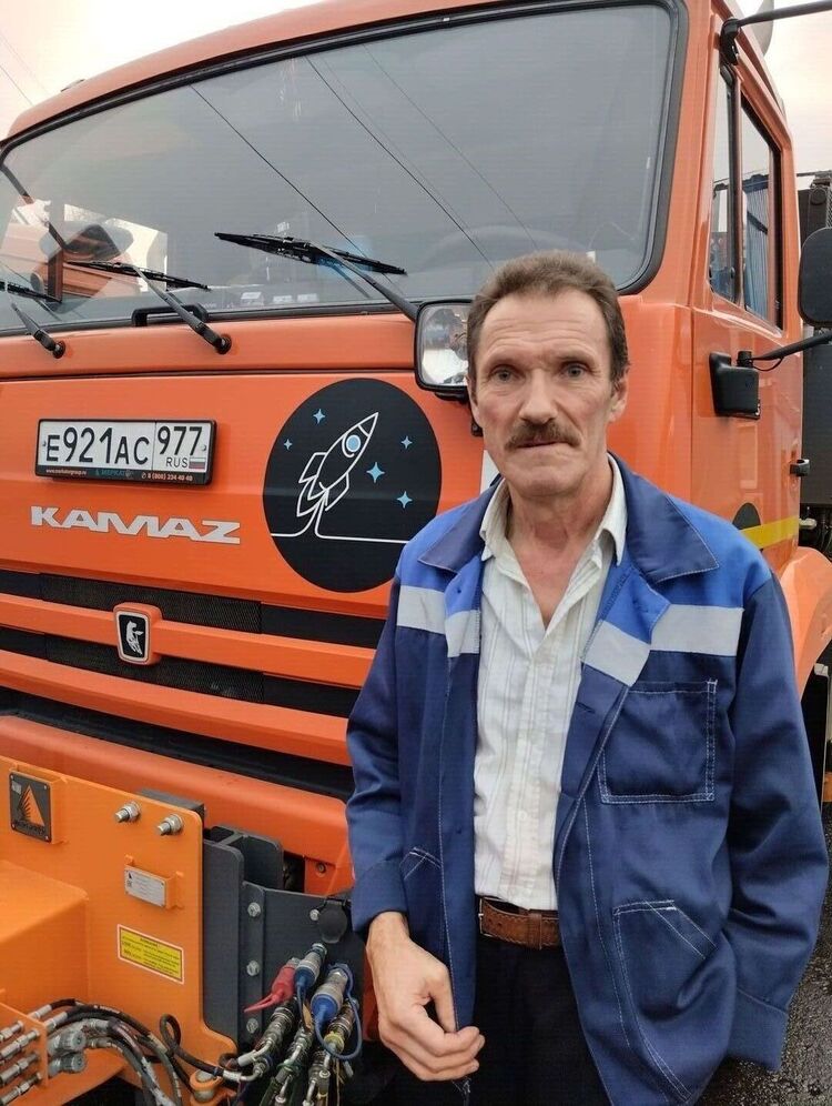 ���� 38520468 ������� �����, 51 ���, ���� ���������� � ������