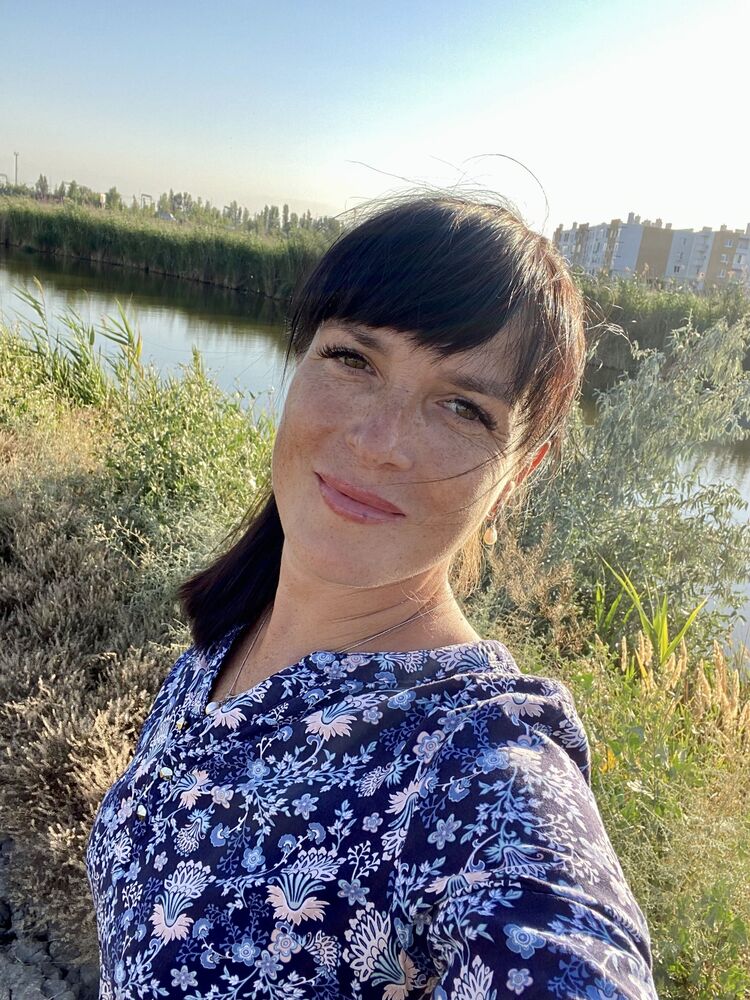  --,   , 48 ,   c 