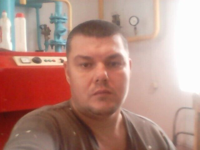  21337078  , 44 ,    