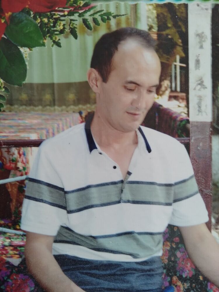  20738968  Ravshan, 41 ,    