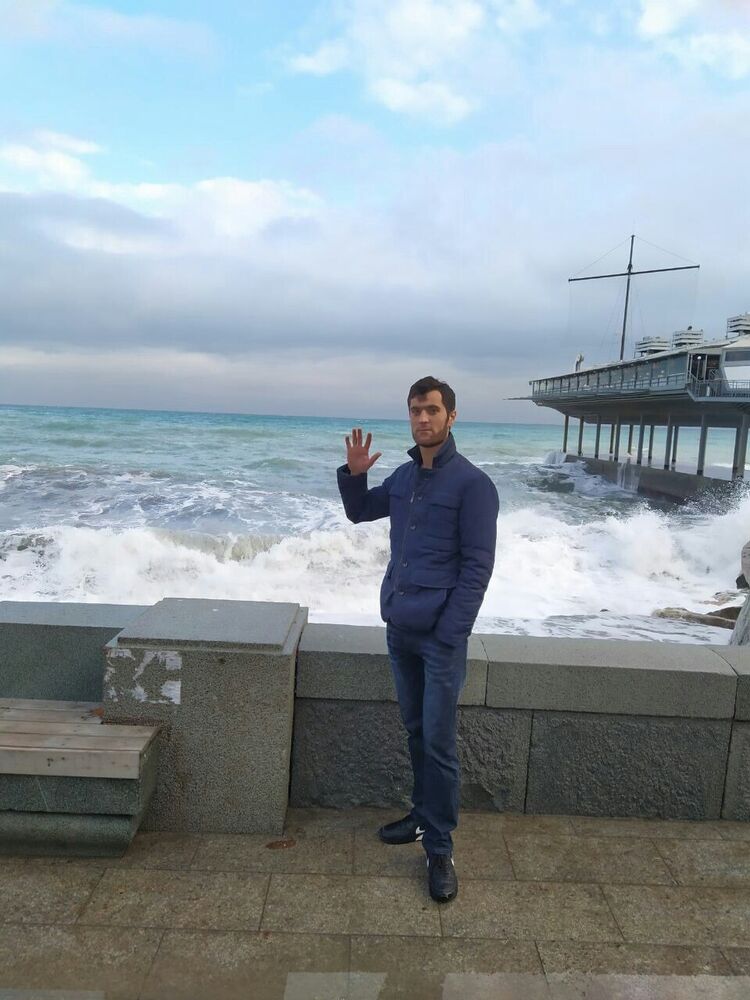  ,   Azizbek, 27 ,   ,   